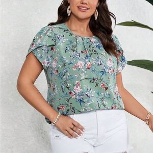 SHEIN Green Floral Blouse